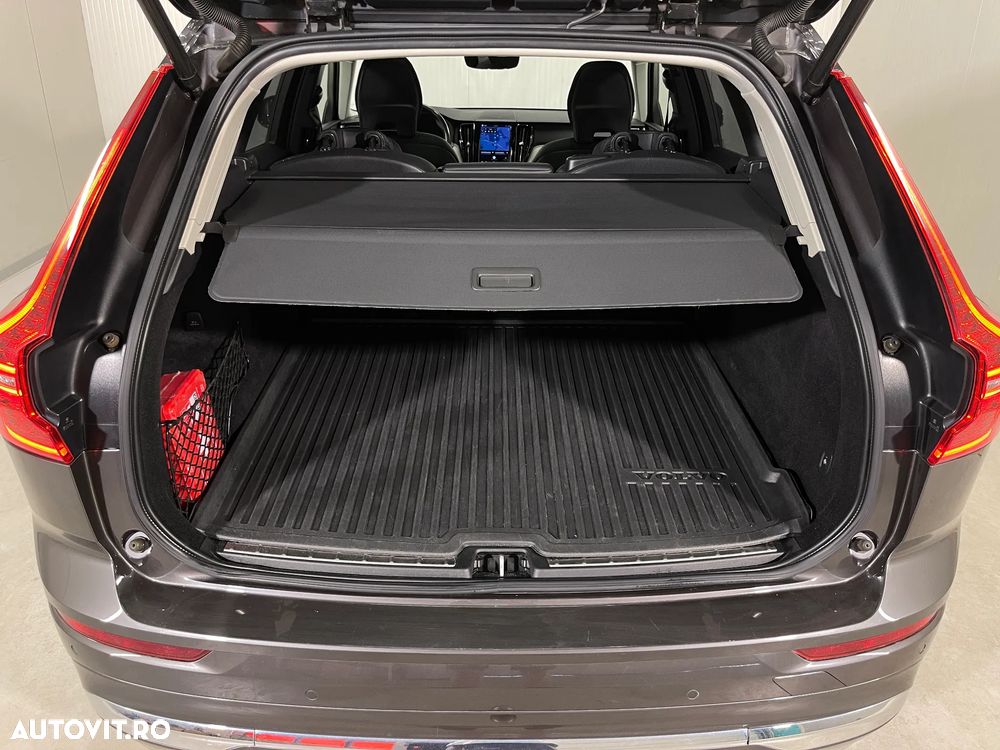 Volvo XC 60 B6 MHEV AT8 AWD Inscription - 14