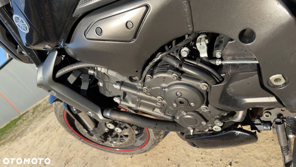 Yamaha FZ - 3