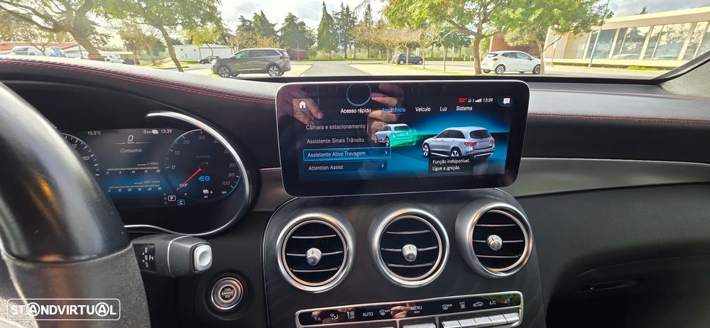 Mercedes-Benz GLC 300 ver-e-4matic - 29