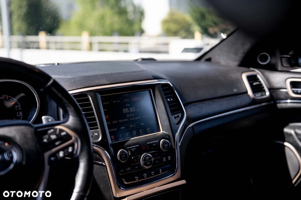 Jeep Grand Cherokee 3.0 CRD Overland Summit - 10