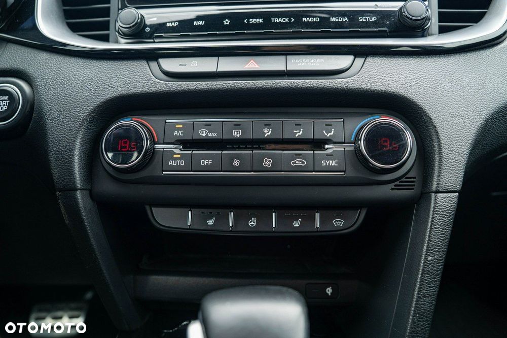Kia ProCeed 1.6 T-GDI GT DCT - 21