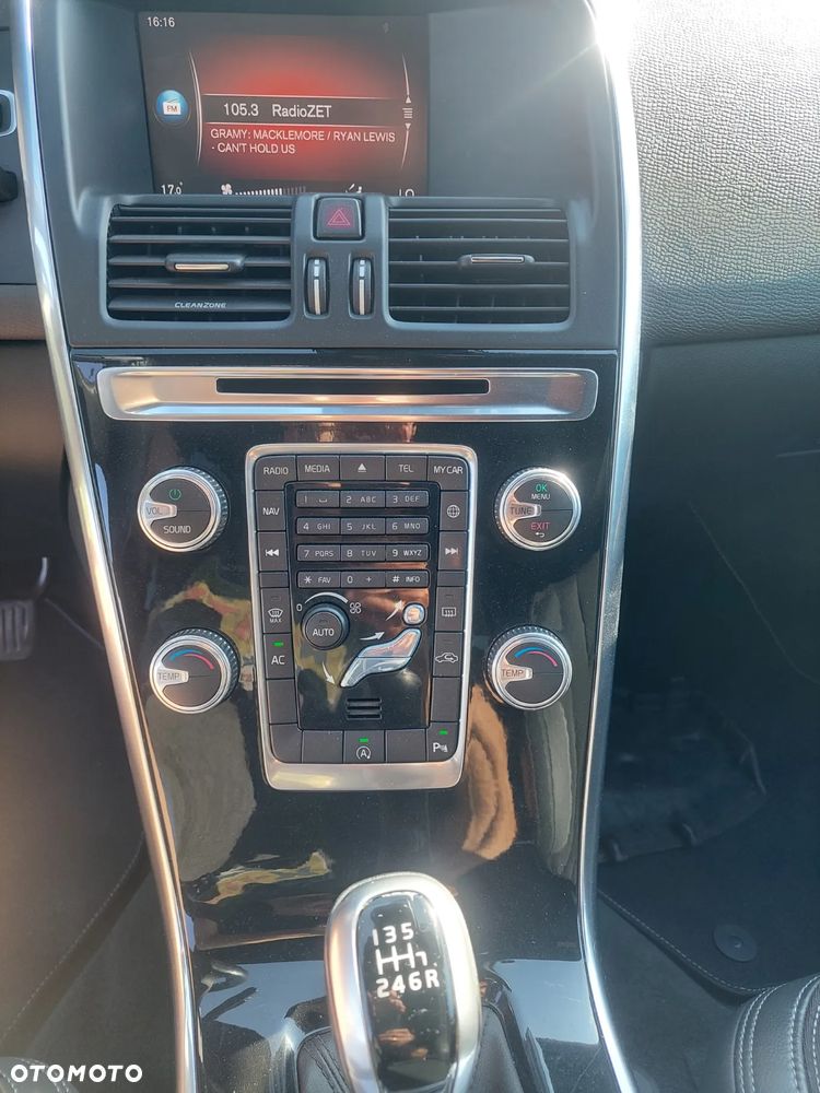 Volvo XC 60 - 17