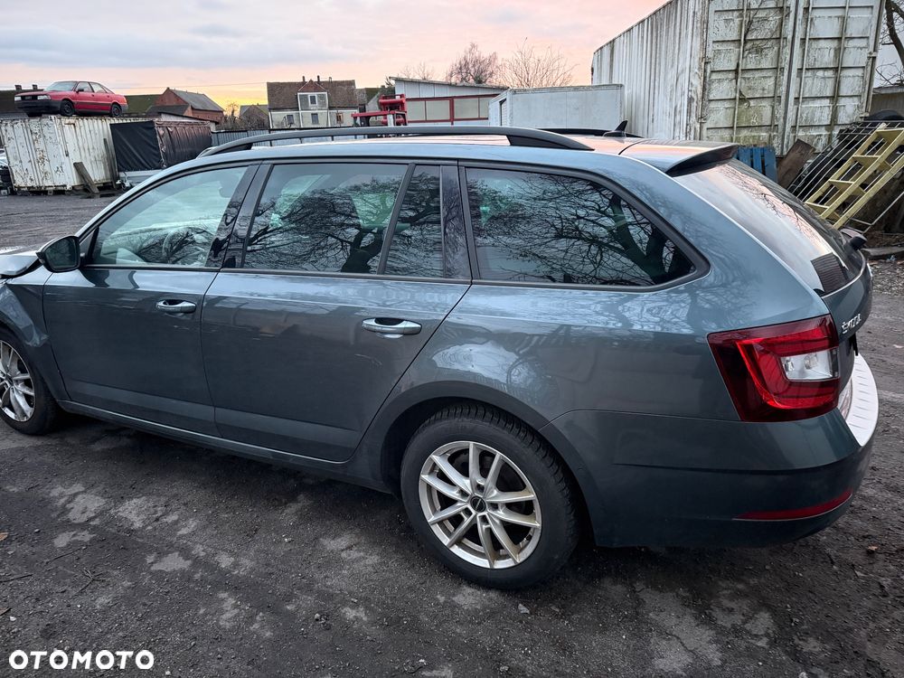 Skoda Octavia 2.0 TDI DSG Exclusive - 11