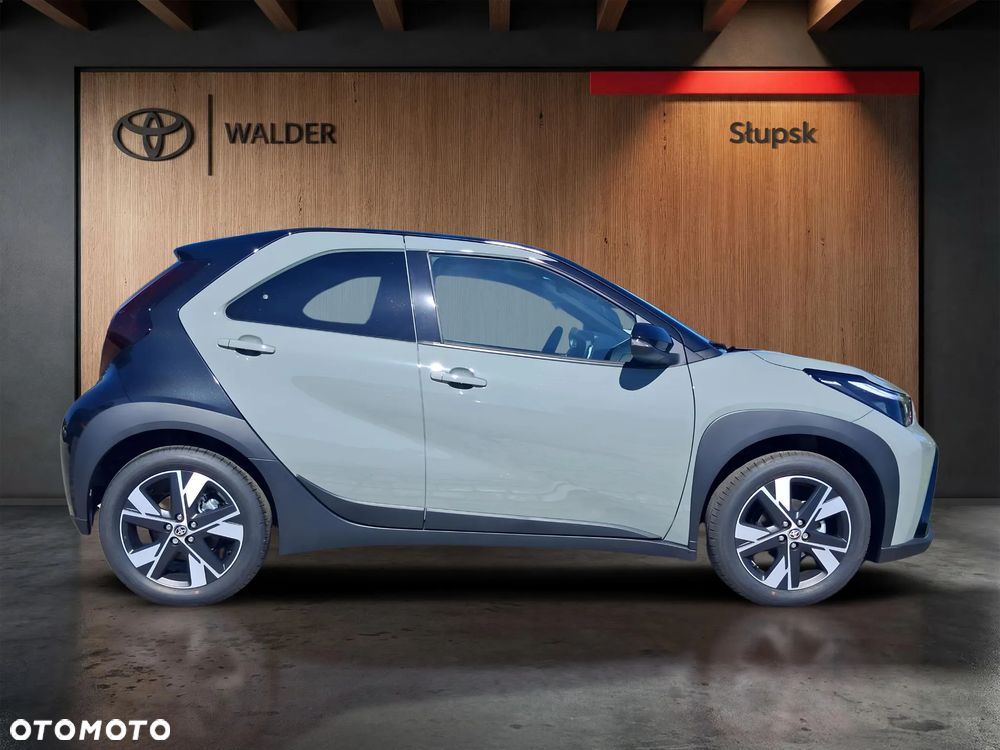 Toyota Aygo X Hybrid 1.5 Style e-CVT - 6