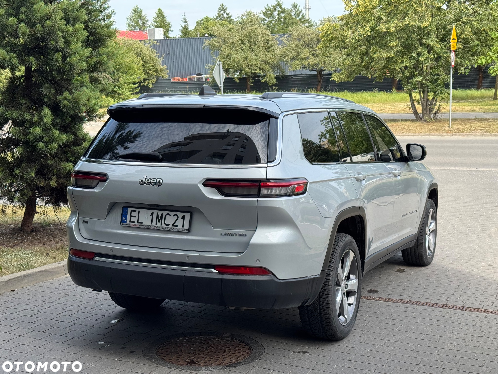 Jeep Grand Cherokee - 4