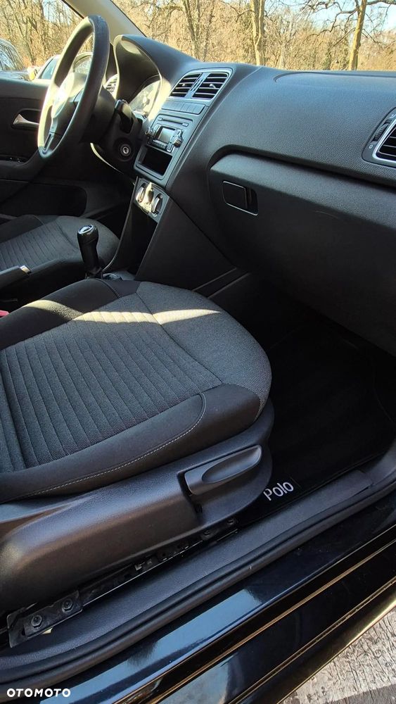 Volkswagen Polo 1.2 12V Comfortline - 12