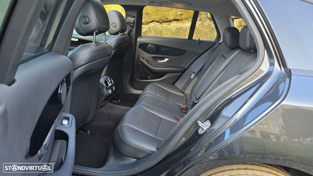 Mercedes-Benz C 220 d Avantgarde — fotografia 55