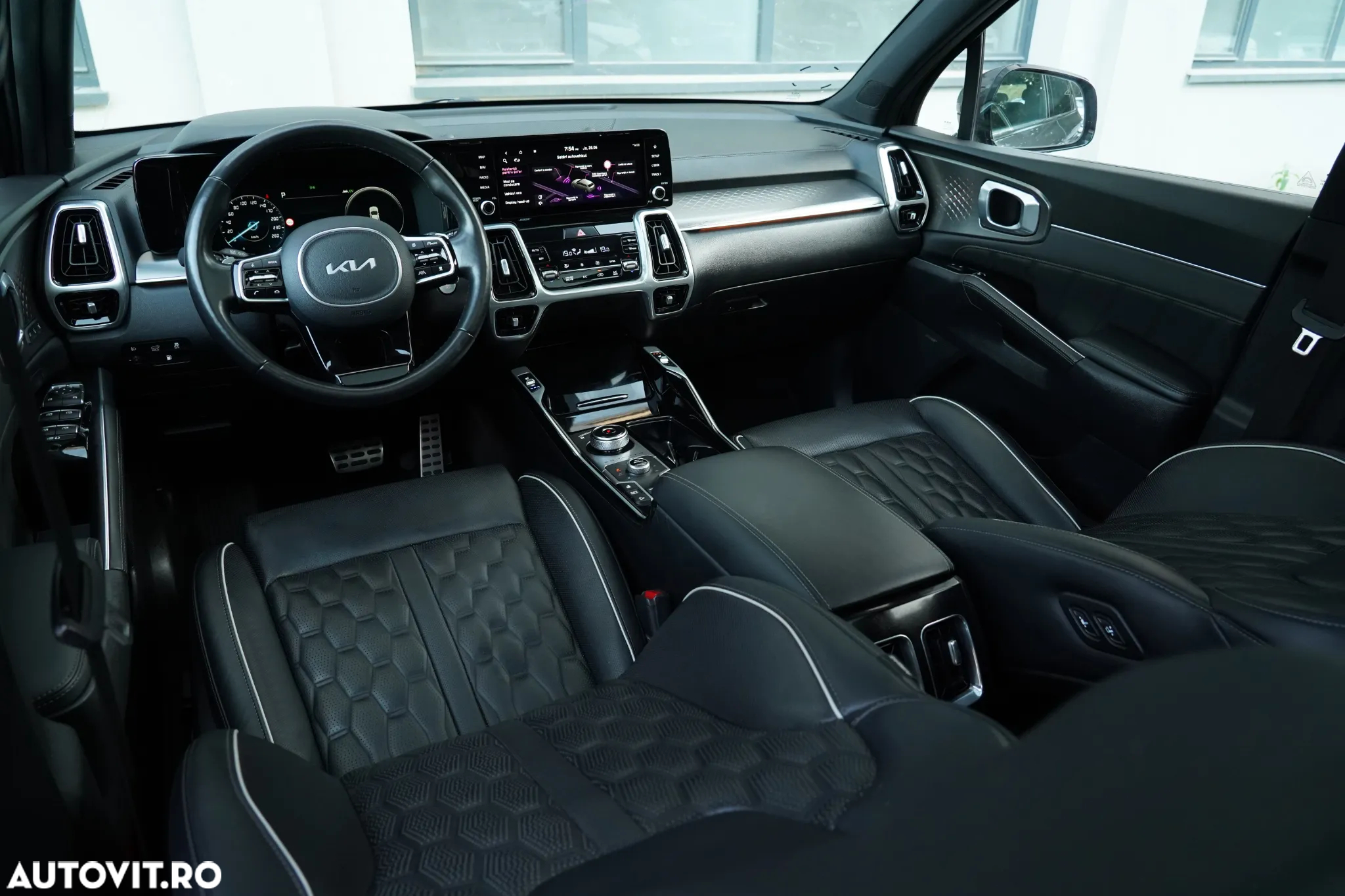 Kia Sorento 1.6 T-GDI PHEV 6AT 4x4 7P Premium+ - 6
