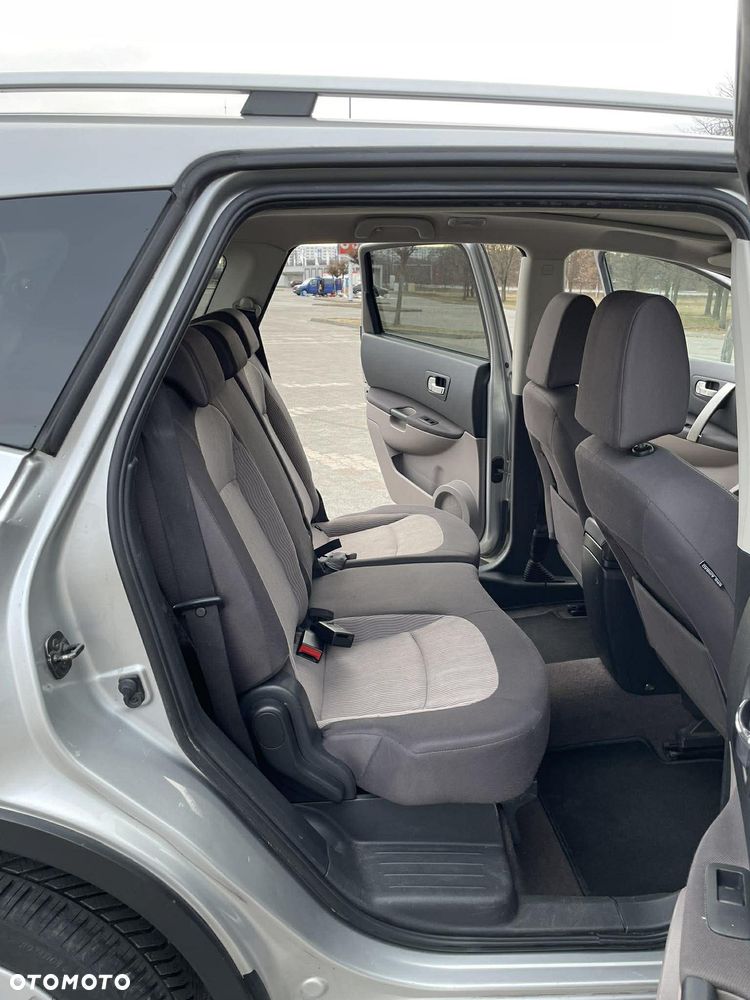 Nissan Qashqai+2 - 9