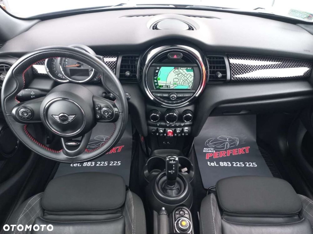 MINI John Cooper Works - 21
