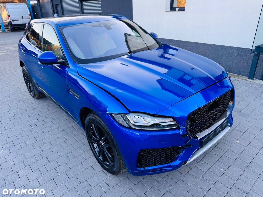 Jaguar F-Pace 3.0 V6 AWD S - 4