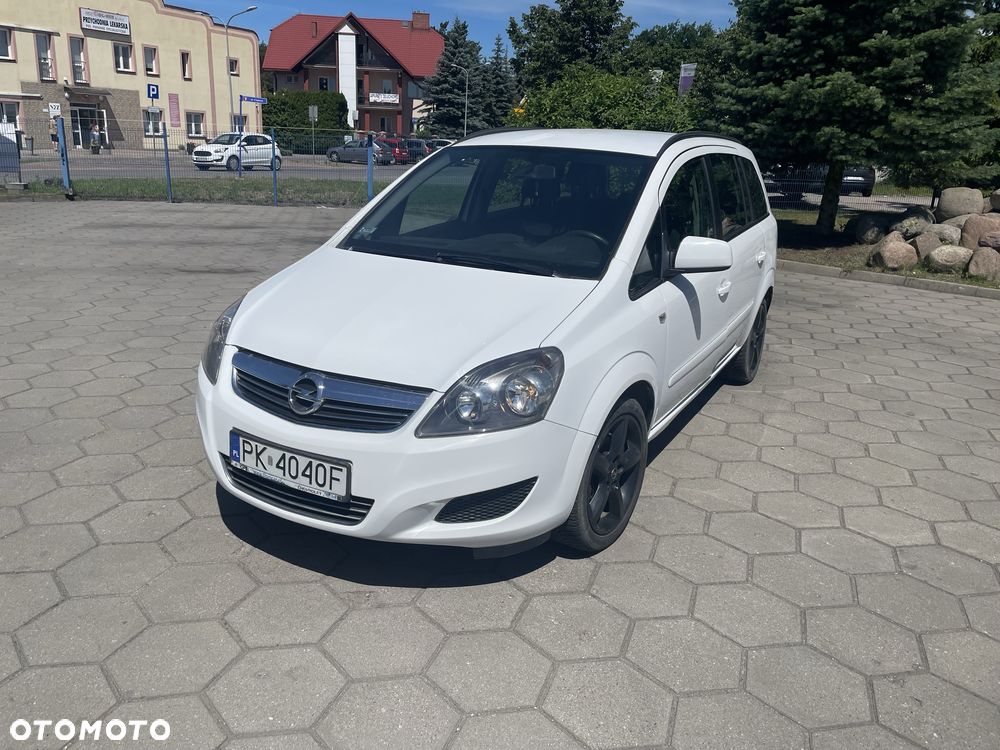 Opel Zafira - 2