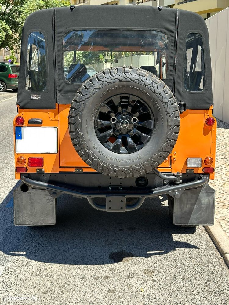 Land Rover Defender 110 S Limited - 14