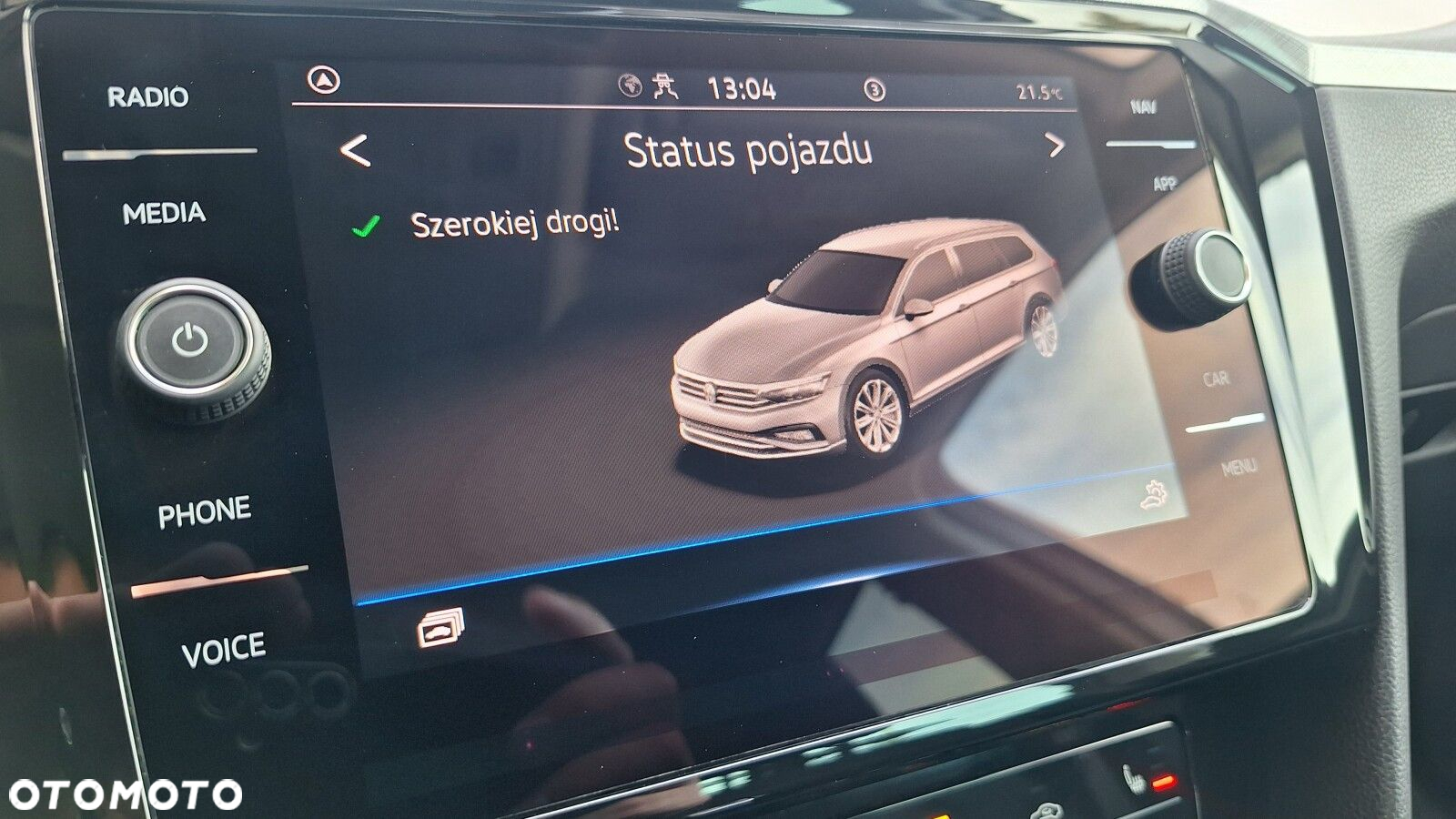 Volkswagen Passat - 24