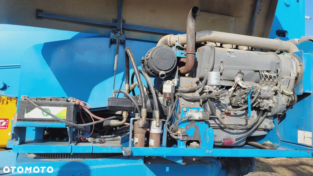 Genie S-85 - 12