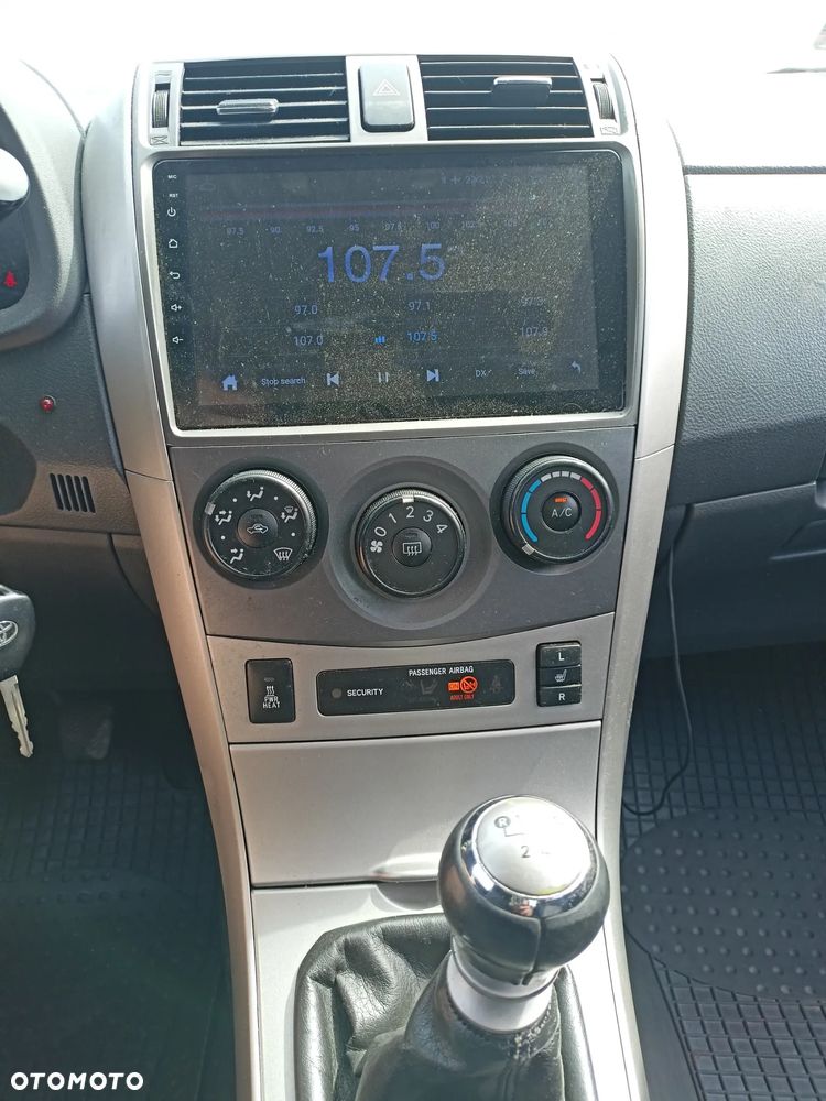 Toyota Corolla - 11