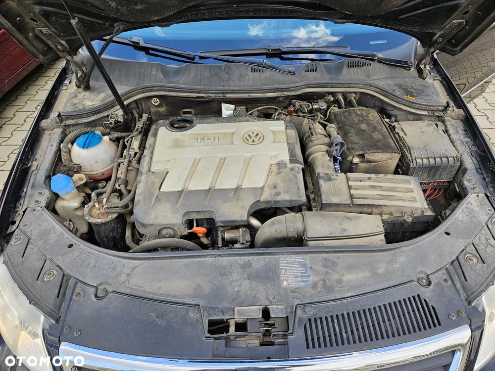 Volkswagen Passat - 17