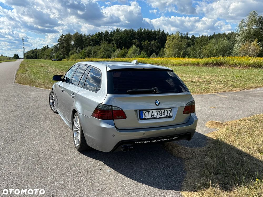 BMW Seria 5 525d - 11