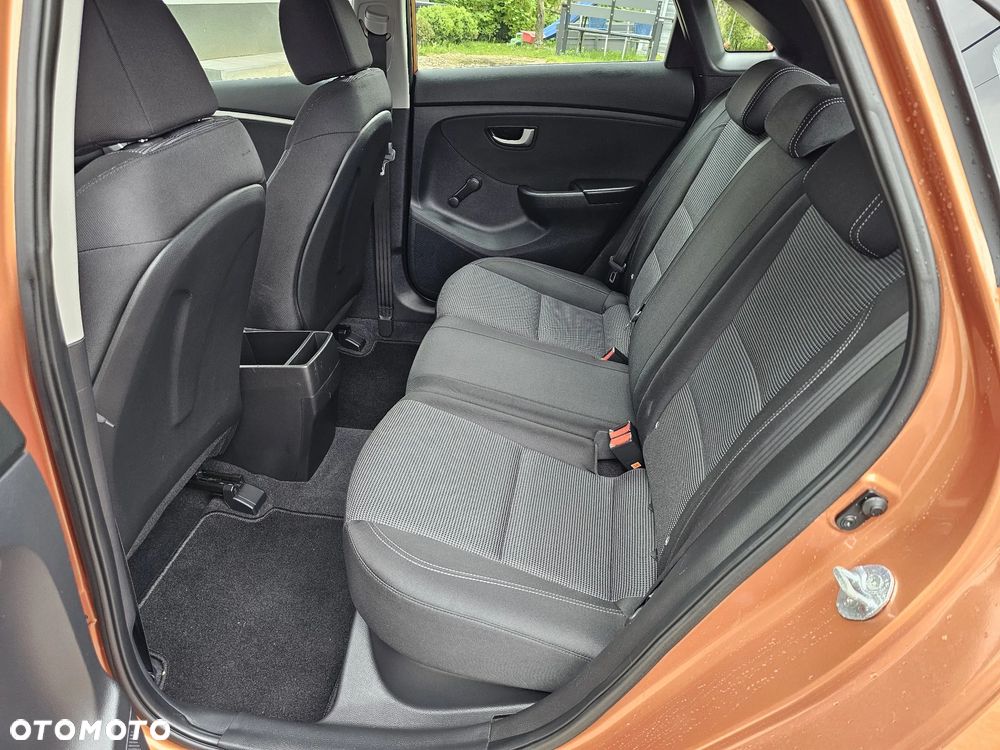 Hyundai i30 - 12