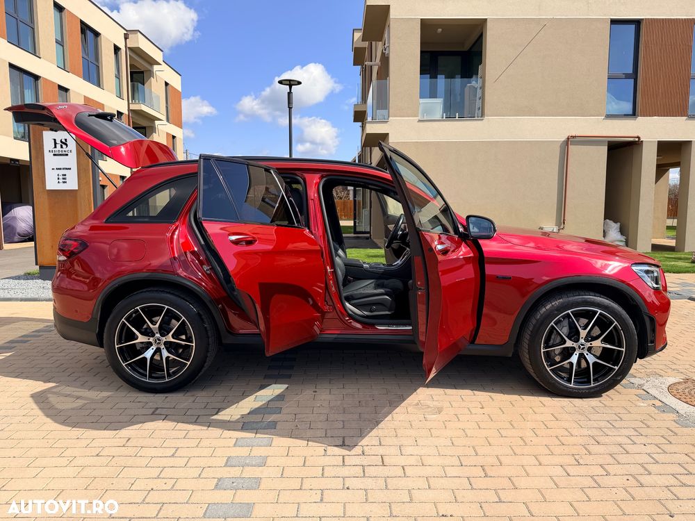 Mercedes-Benz GLC 300 e 4MATIC - 15
