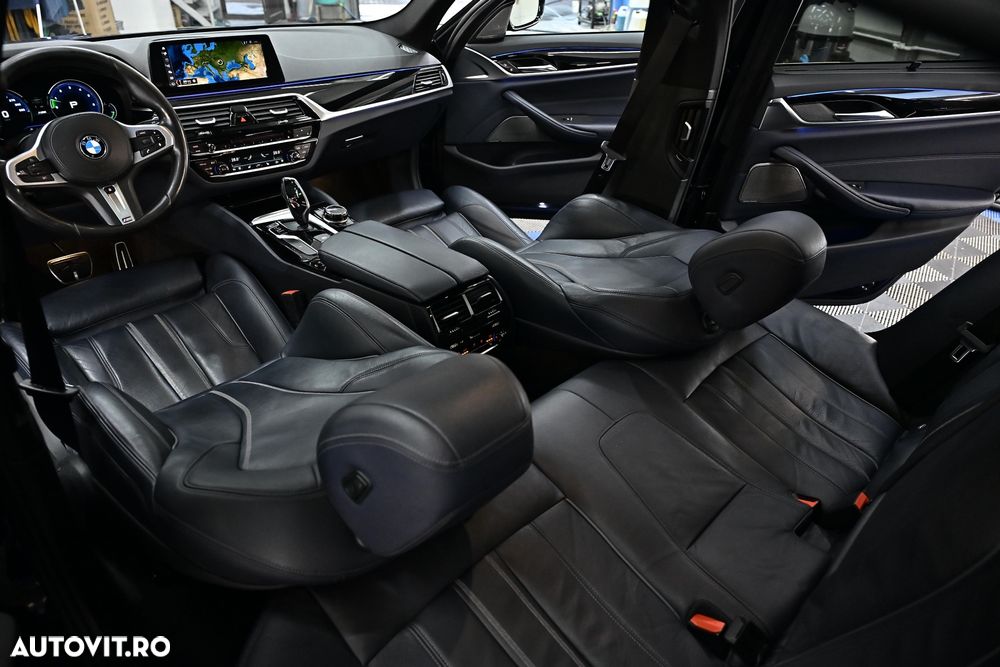 BMW Seria 5 530i xDrive AT - 25