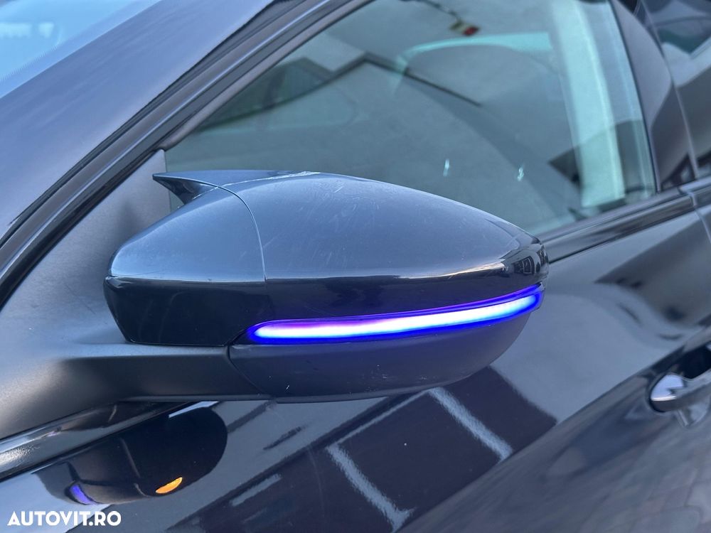 Volkswagen Passat CC 2.0 Blue TDI Individual - 32