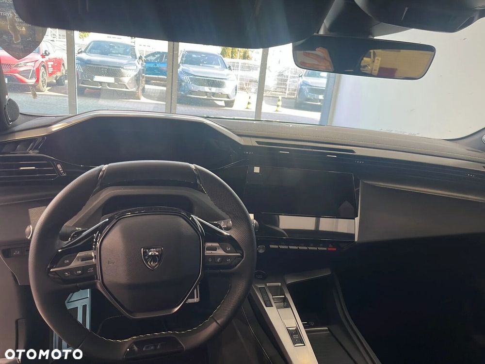 Peugeot 308 1.2 mHEV GT Exclusive S&S e-DCS6 - 11