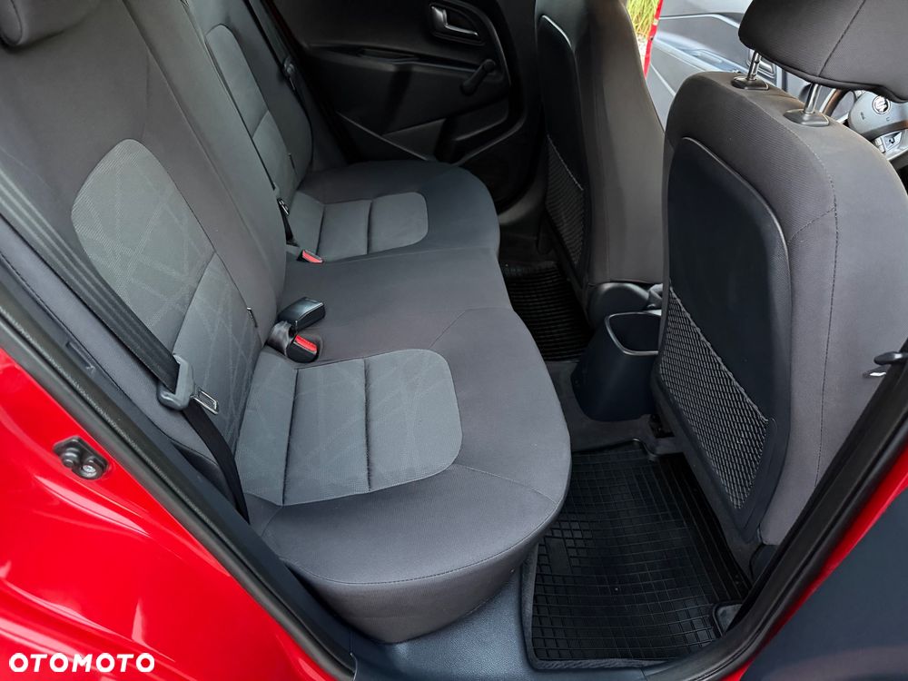 Kia Rio 1.4 Business Line - 28