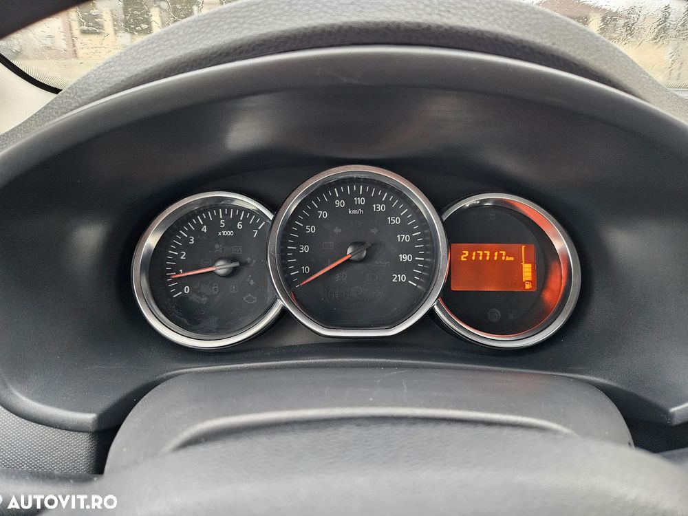 Dacia Logan 1.5 dCi Laureate - 5