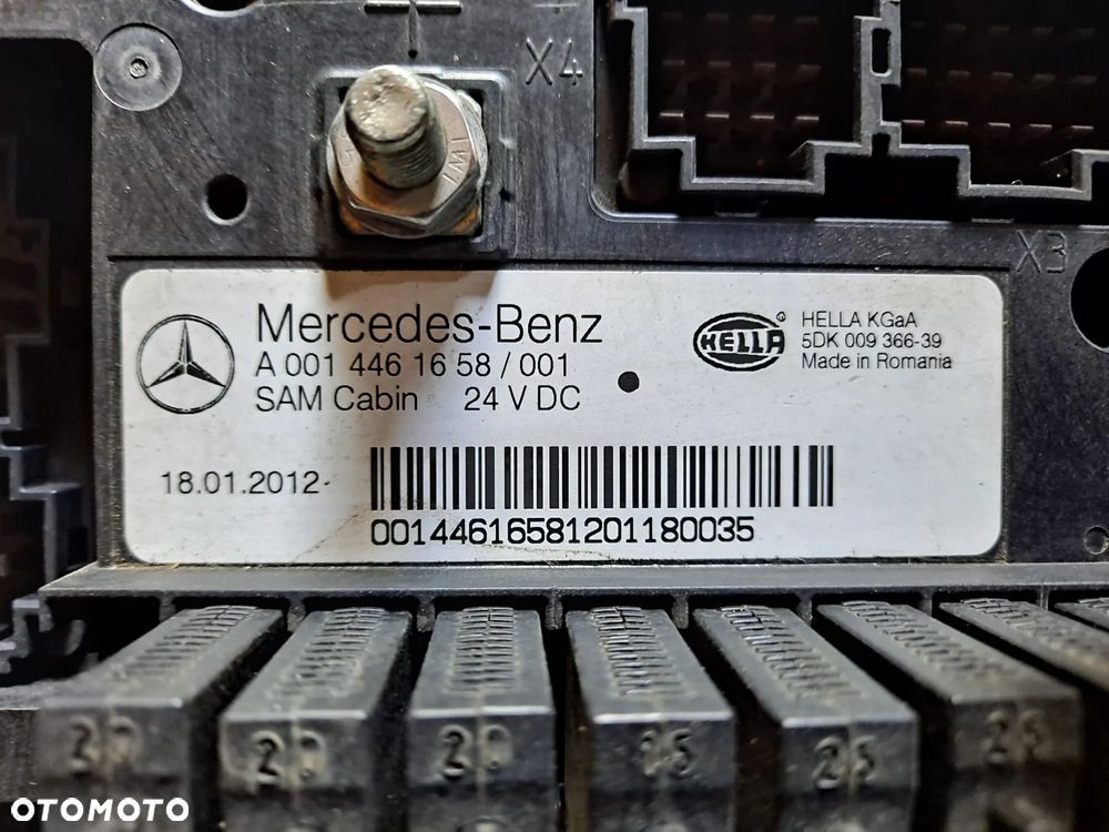 A0014461358 A0014461658 Skrzynka Tablica Modul Plyta bezpiecznikow MERCEDES MP4 - 4