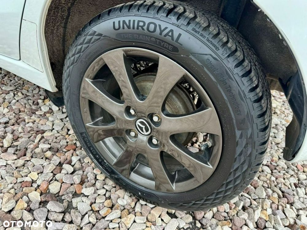 Mazda 2 - 6
