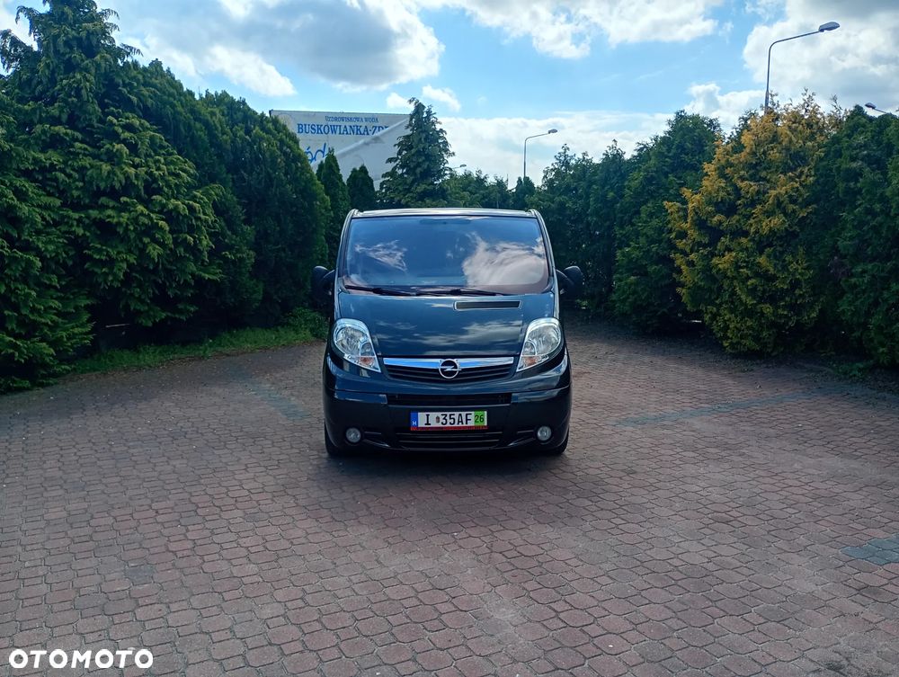 Opel Vivaro - 2