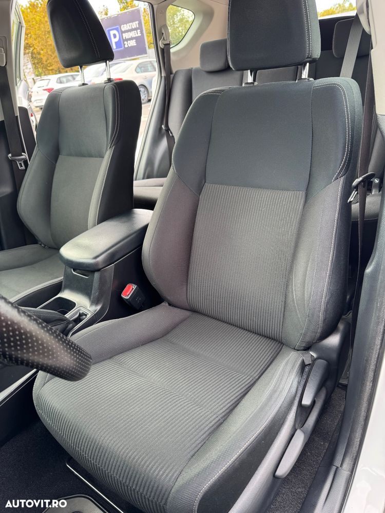 Toyota RAV4 2.0 D-4D 2WD Comfort - 17