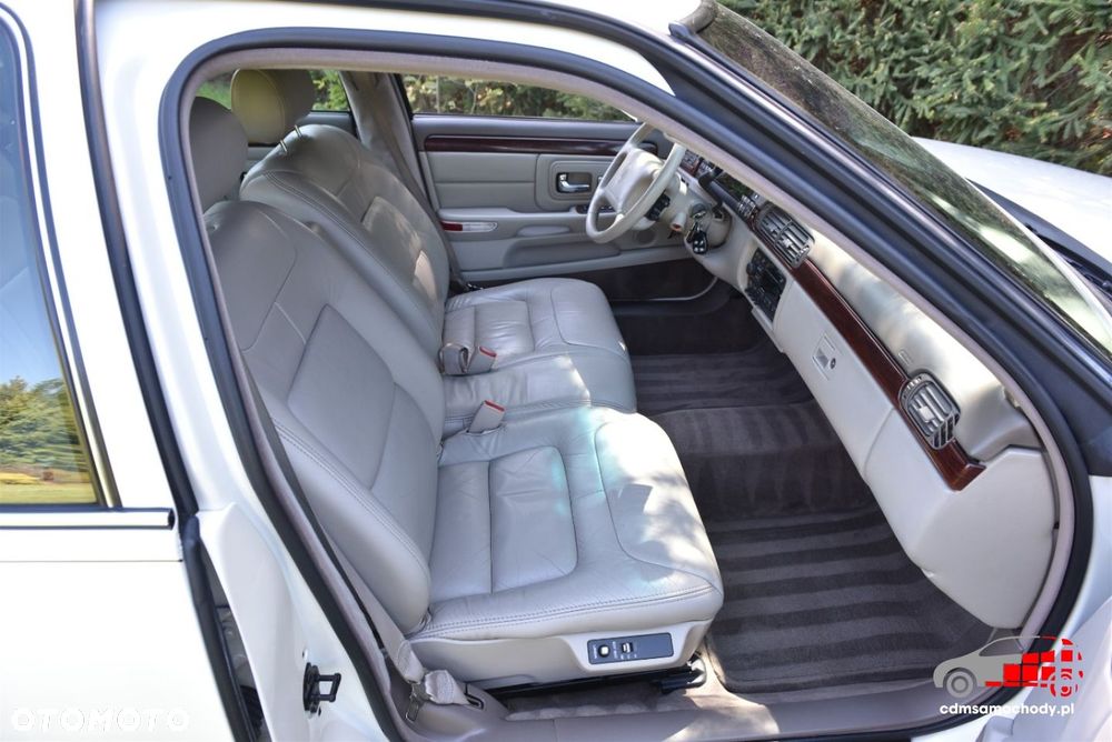 Cadillac Deville - 20