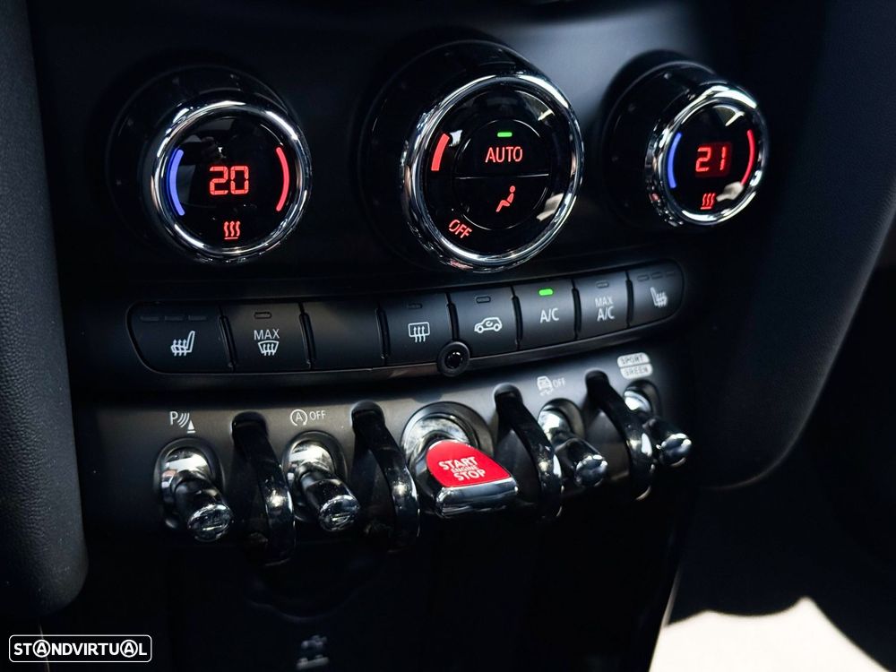 MINI 5 Portas Cooper S Auto - 29