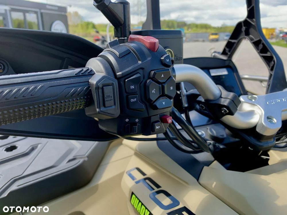 CFMoto CForce - 8