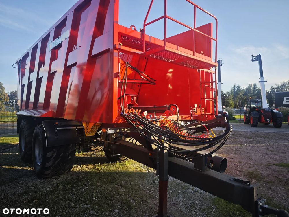 UMEGA Przyczepa objętościowa PI 20 ze ścianą przesuwną UMEGA AGRO - 4