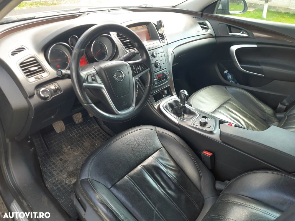 Opel Insignia 2.0 CDTI - 7