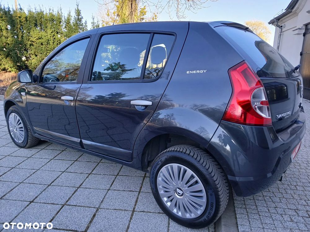 Dacia Sandero - 9