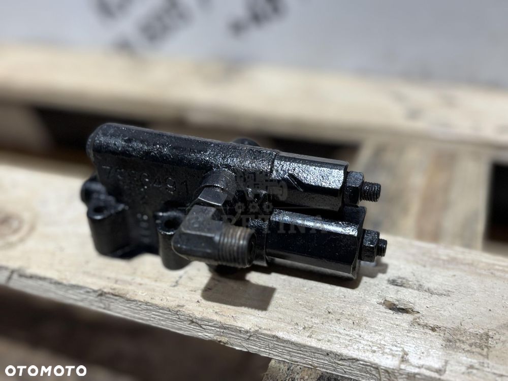 Rexroth 7986491 Zawór pompy sterującej przepływem CAT E330D E345D Forwarder 554 - 2