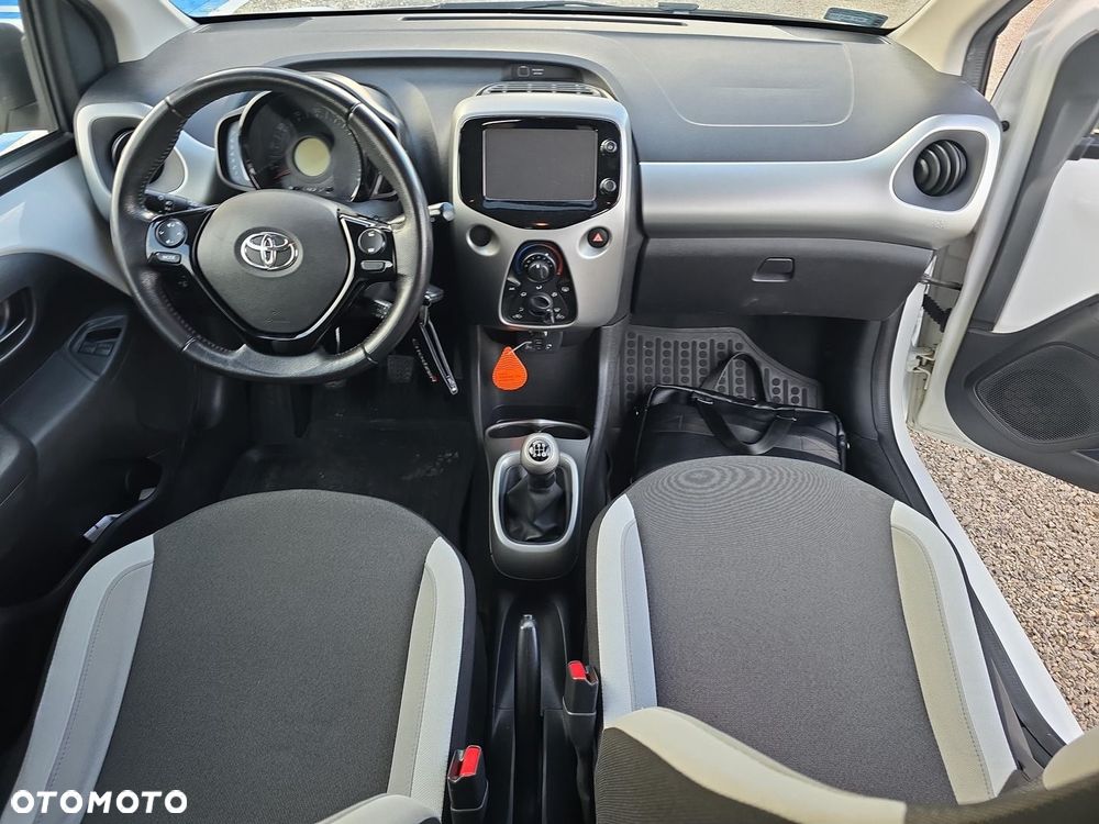 Toyota Aygo - 11