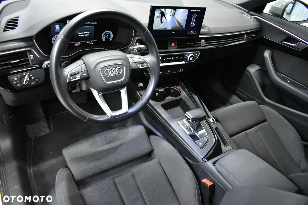 Audi A4 Avant - 10