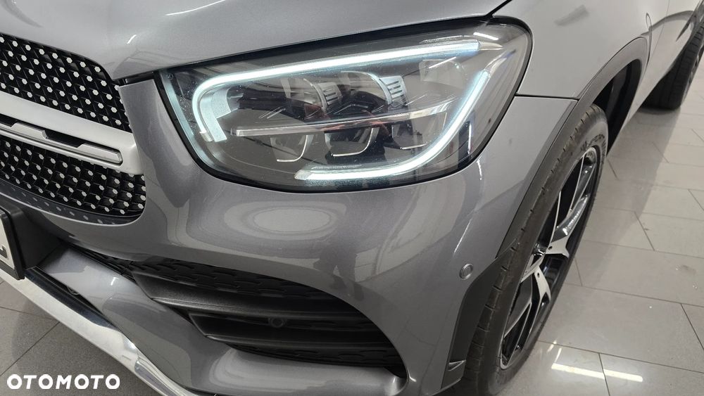 Mercedes-Benz GLC 300 de 4Matic 9G-TRONIC AMG Line Plus - 13