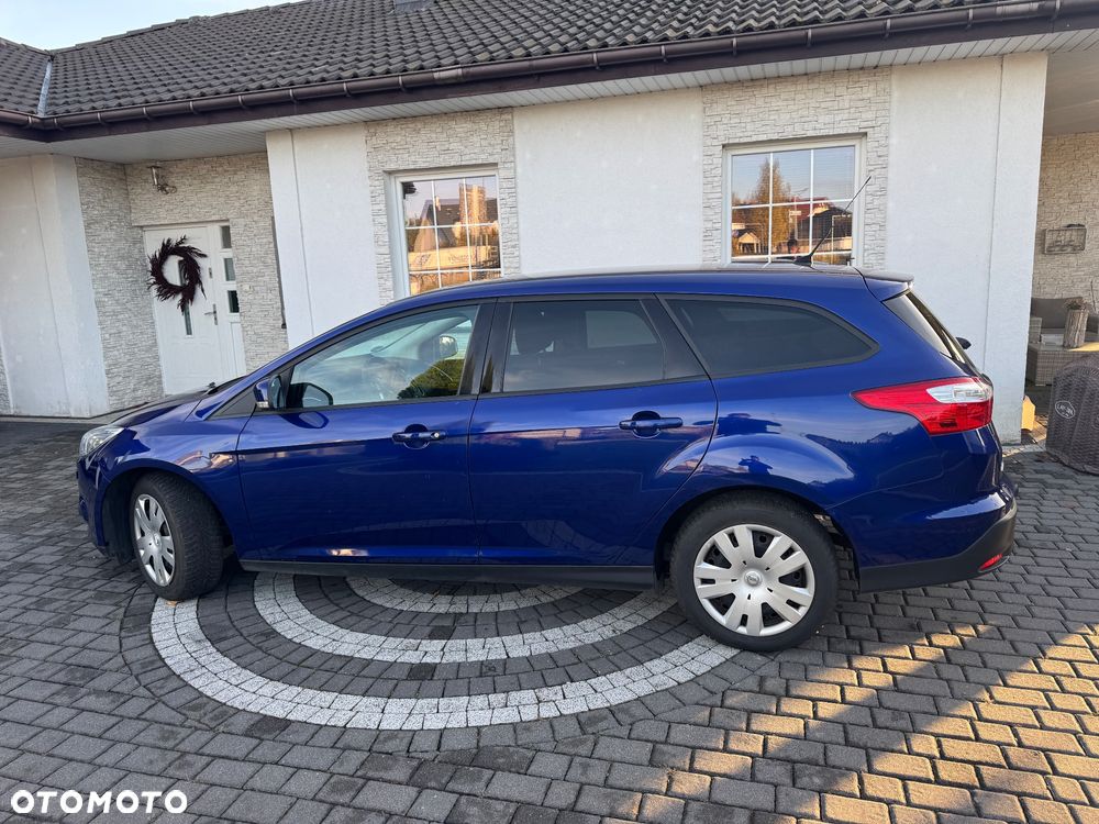 Ford Focus Turnier 1.0 EcoBoost Hybrid TITANIUM - 11