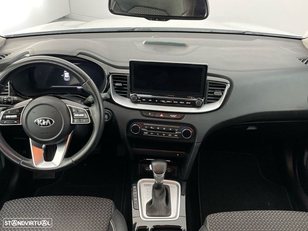 Kia XCeed 1.6 GDi PHEV Drive - 10