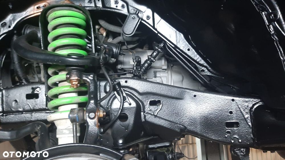 Toyota Land Cruiser - 38