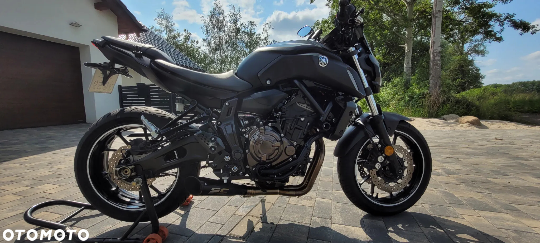 Yamaha MT - 6