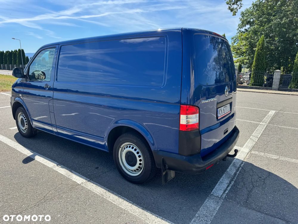 Volkswagen Transporter - 2