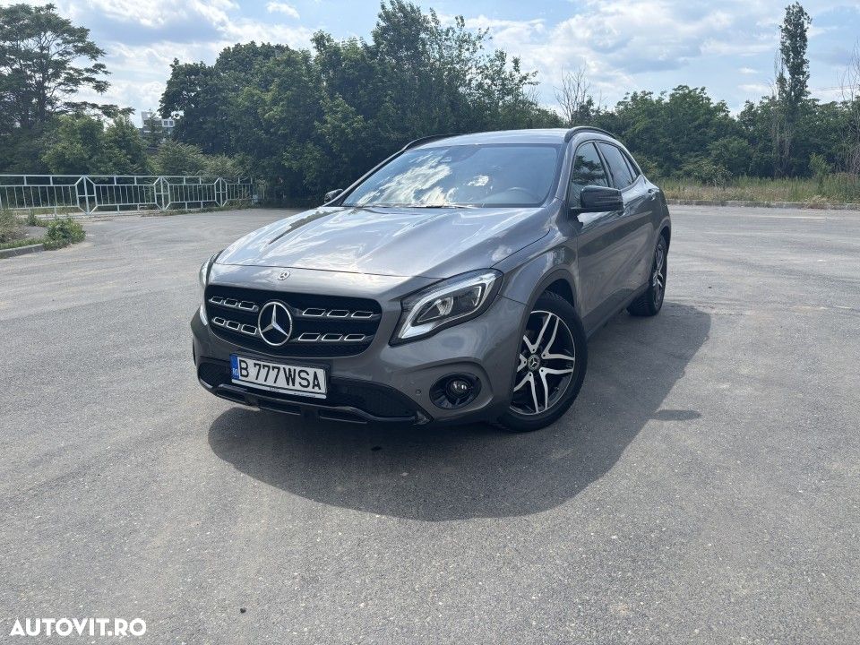 Mercedes-Benz GLA - 2