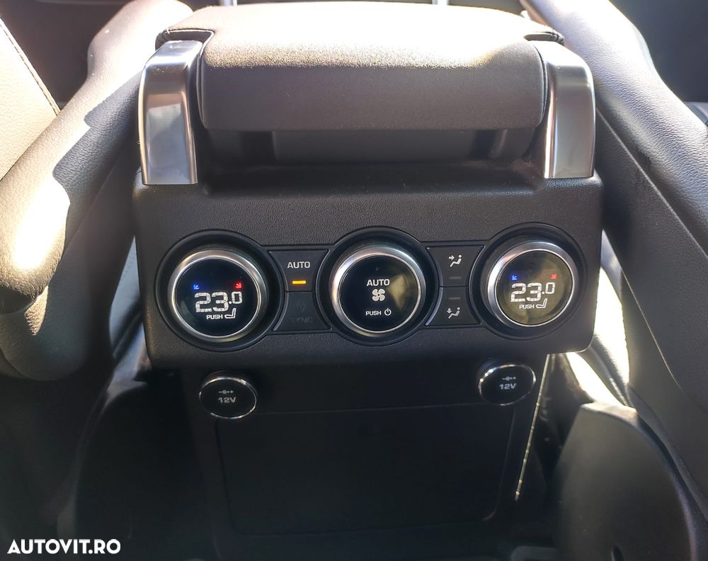 Land Rover Discovery 2.0 L SD4 HSE Luxury - 21